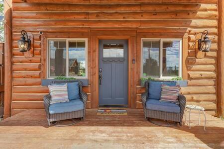 Cabin~Views~Heart Of Town~W&D~Fireplace~Kitchen Woodland Park Bagian luar foto