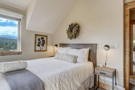 Cabin~Views~Heart Of Town~W&D~Fireplace~Kitchen Woodland Park Bagian luar foto